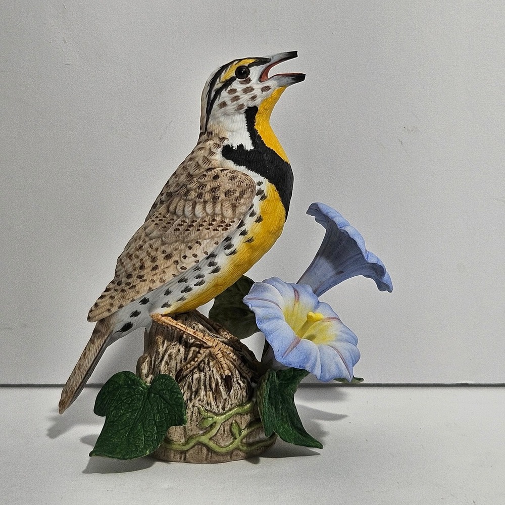 Lenox Garden Bird Collection Western Meadowlark Porcelain Figurine 1992 w/ Box